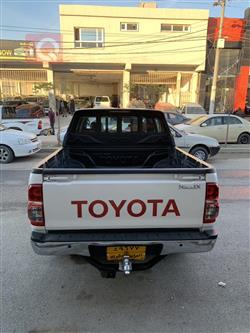 تۆیۆتا هایلۆکس